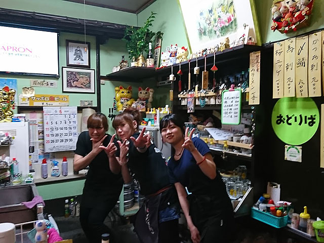 夜の路地裏 居酒屋散策